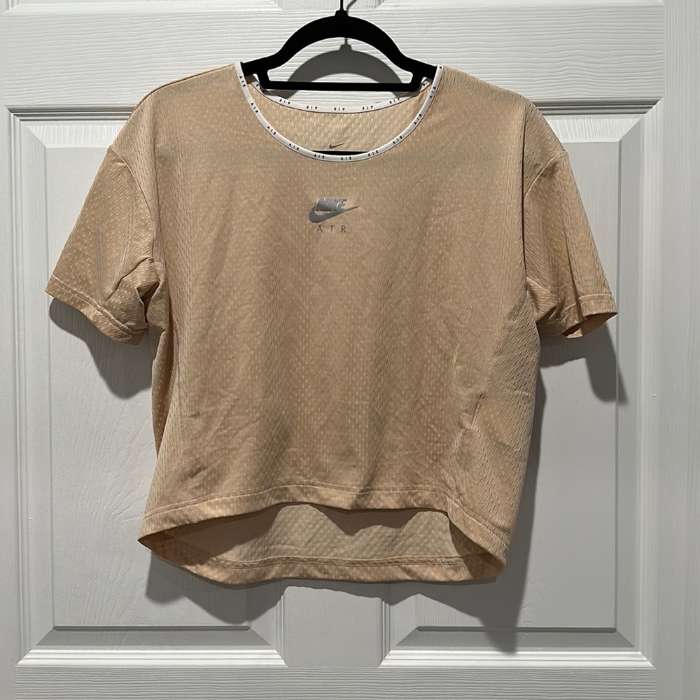 Nike Dri Fit Running Work Out T-Shirt in Peach/Tan, Women’s Size Small